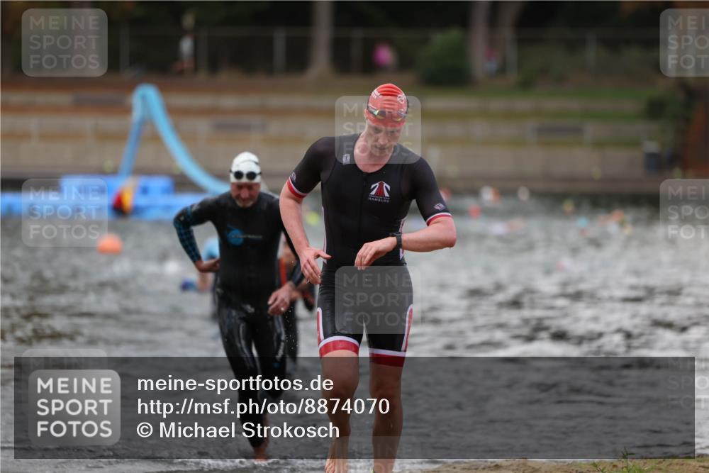 14.09.2025 - Stadtparktriathlon Michael Strokosch http://msf.ph/oto/8874070 14.09.2025 12:31:09 Schwimmen 1340, 1356, 1405 meine-sportfotos.de