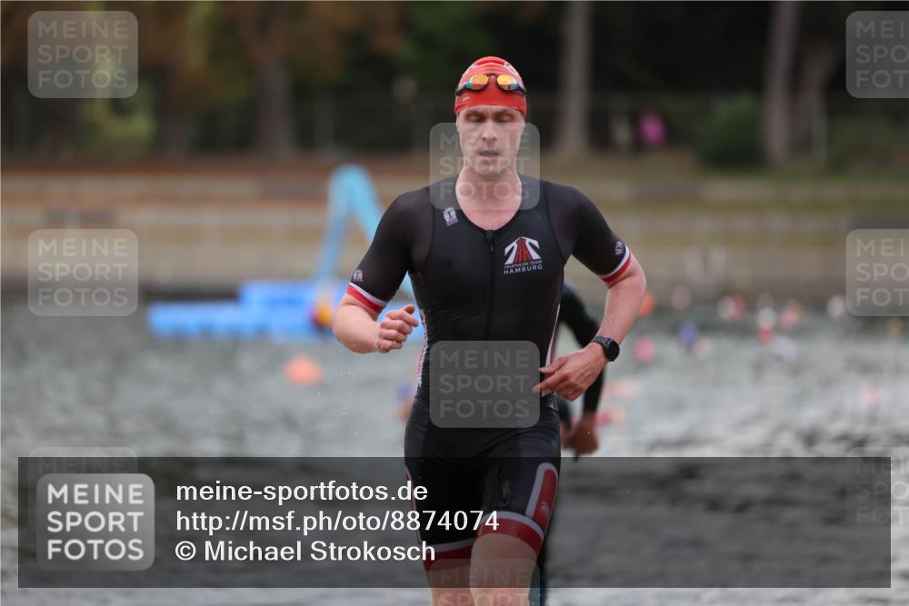 14.09.2025 - Stadtparktriathlon Michael Strokosch http://msf.ph/oto/8874074 14.09.2025 12:31:10 Schwimmen 1340, 1352, 1356, 1405 meine-sportfotos.de