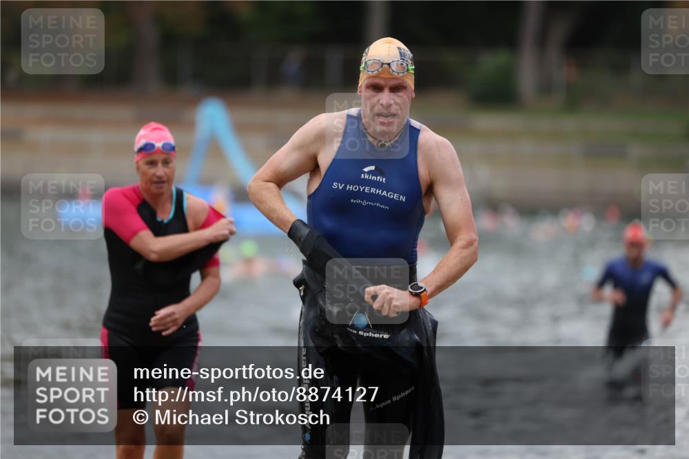 14.09.2025 - Stadtparktriathlon Michael Strokosch http://msf.ph/oto/8874127 14.09.2025 12:31:37 Schwimmen 1326, 1365, 1388, 1404 meine-sportfotos.de