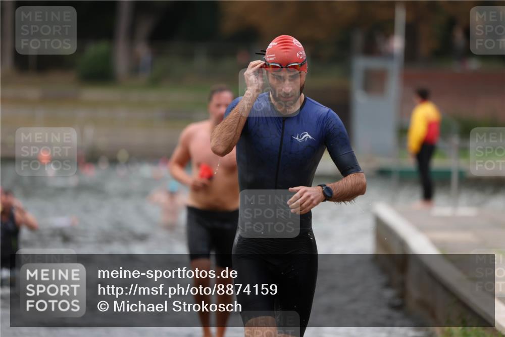 14.09.2025 - Stadtparktriathlon Michael Strokosch http://msf.ph/oto/8874159 14.09.2025 12:31:46 Schwimmen 1365, 1407, 1420 meine-sportfotos.de