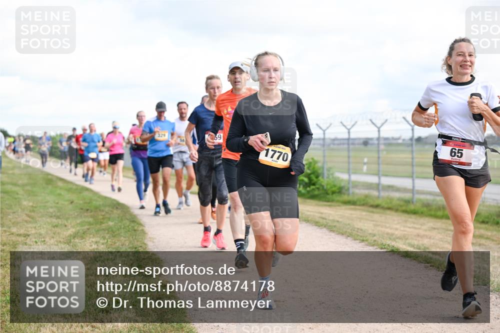 14.09.2025 - Airport Race Dr. Thomas Lammeyer http://msf.ph/oto/8874178 14.09.2025 12:18:53 Laufen 69, 1770, 65 meine-sportfotos.de