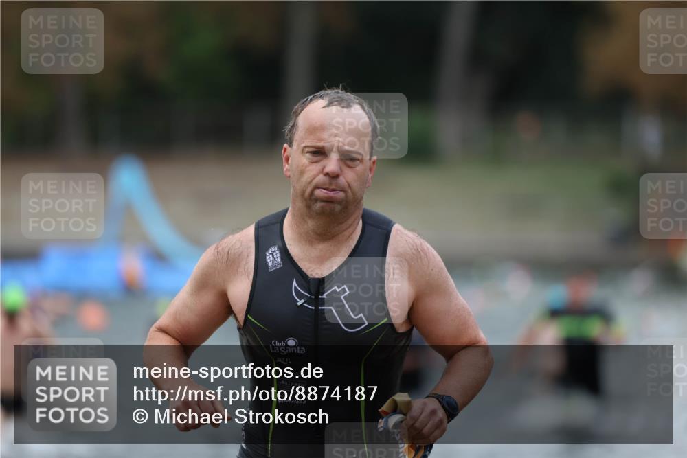 14.09.2025 - Stadtparktriathlon Michael Strokosch http://msf.ph/oto/8874187 14.09.2025 12:31:57 Schwimmen 1361, 1367, 1370, 1407 meine-sportfotos.de