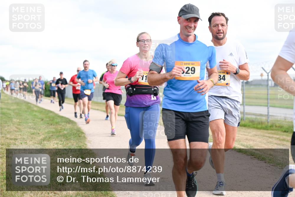 14.09.2025 - Airport Race Dr. Thomas Lammeyer http://msf.ph/oto/8874239 14.09.2025 12:18:57 Laufen 11, 29, 84 meine-sportfotos.de