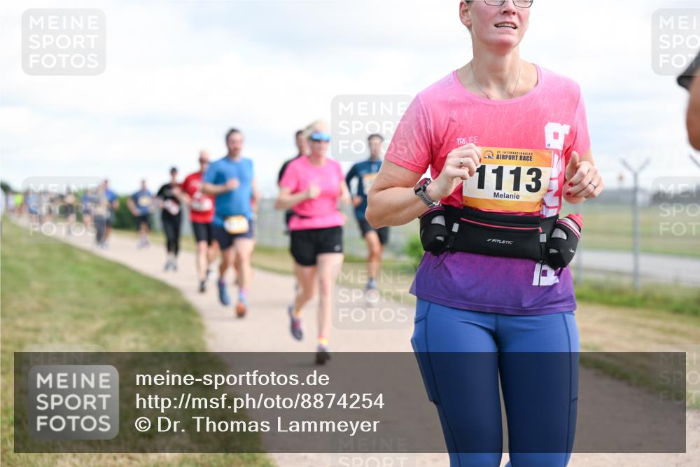 14.09.2025 - Airport Race Dr. Thomas Lammeyer http://msf.ph/oto/8874254 14.09.2025 12:18:58 Laufen 42, 1113 meine-sportfotos.de