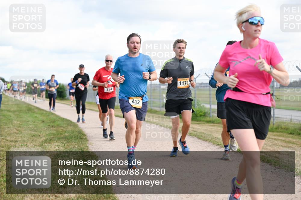 14.09.2025 - Airport Race Dr. Thomas Lammeyer http://msf.ph/oto/8874280 14.09.2025 12:19:00 Laufen 294, 412, 1170 meine-sportfotos.de