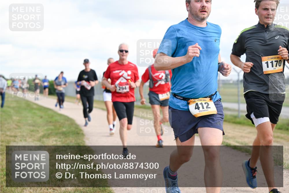 14.09.2025 - Airport Race Dr. Thomas Lammeyer http://msf.ph/oto/8874300 14.09.2025 12:19:01 Laufen 294, 412, 1170 meine-sportfotos.de
