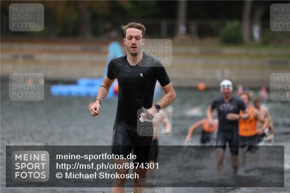 14.09.2025 - Stadtparktriathlon Michael Strokosch http://msf.ph/oto/8874301 14.09.2025 12:32:54 Schwimmen 1342, 1345, 1359, 1389, 1392, 1394, 1410, 1414 meine-sportfotos.de