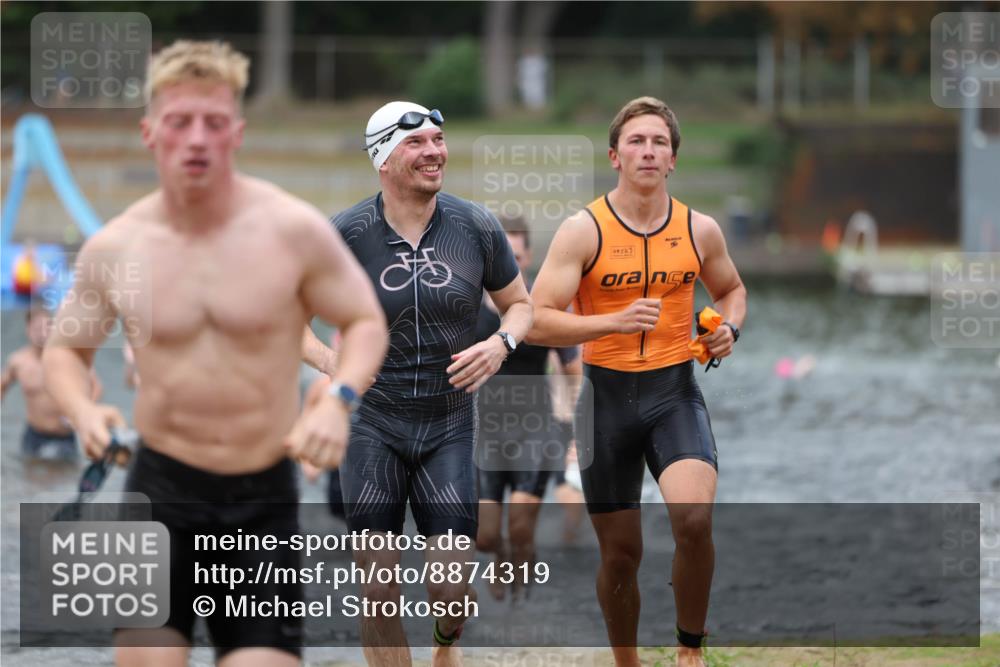 14.09.2025 - Stadtparktriathlon Michael Strokosch http://msf.ph/oto/8874319 14.09.2025 12:32:59 Schwimmen 1342, 1359, 1392, 1394, 1410, 1413, 1414 meine-sportfotos.de