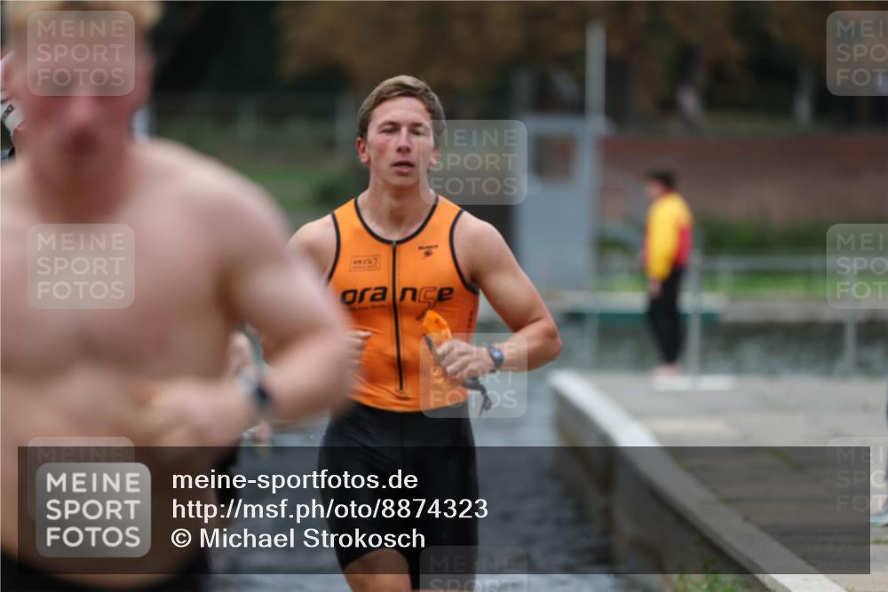 14.09.2025 - Stadtparktriathlon Michael Strokosch http://msf.ph/oto/8874323 14.09.2025 12:33:00 Schwimmen 1342, 1359, 1392, 1394, 1410, 1413, 1414 meine-sportfotos.de