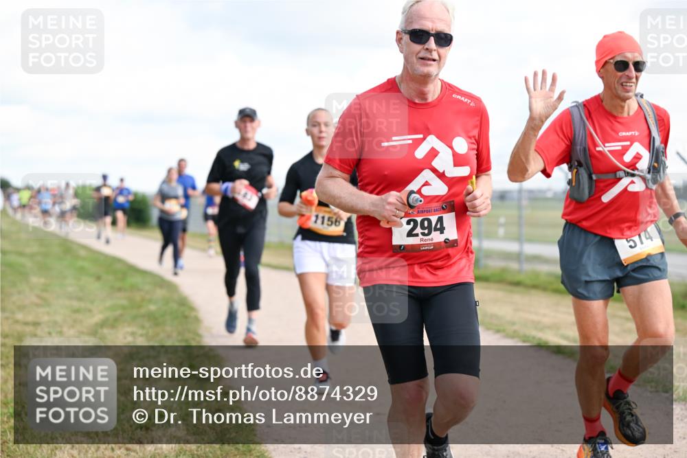 14.09.2025 - Airport Race Dr. Thomas Lammeyer http://msf.ph/oto/8874329 14.09.2025 12:19:03 Laufen 1156, 294, 0, 574 meine-sportfotos.de
