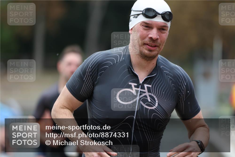 14.09.2025 - Stadtparktriathlon Michael Strokosch http://msf.ph/oto/8874331 14.09.2025 12:33:02 Schwimmen 1342, 1359, 1392, 1394, 1410, 1413, 1414 meine-sportfotos.de