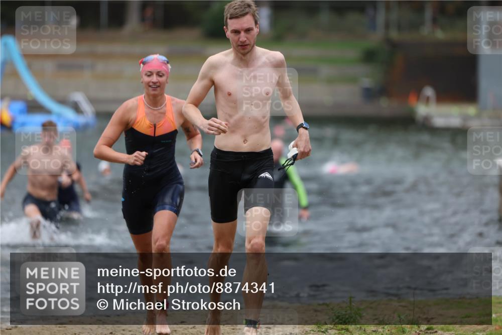 14.09.2025 - Stadtparktriathlon Michael Strokosch http://msf.ph/oto/8874341 14.09.2025 12:33:04 Schwimmen 1329, 1342, 1344, 1359, 1392, 1394, 1413, 1414 meine-sportfotos.de