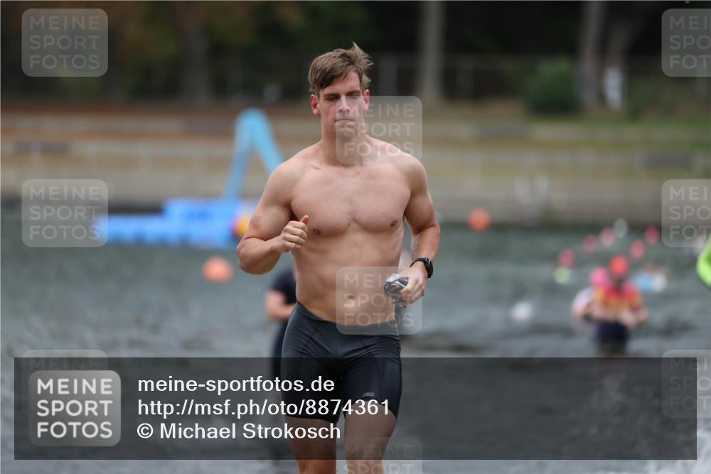 14.09.2025 - Stadtparktriathlon Michael Strokosch http://msf.ph/oto/8874361 14.09.2025 12:33:10 Schwimmen 1329, 1342, 1344, 1359, 1413 meine-sportfotos.de