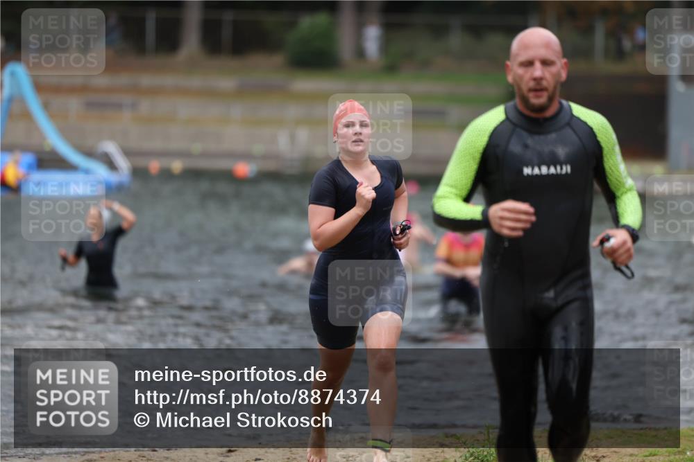 14.09.2025 - Stadtparktriathlon Michael Strokosch http://msf.ph/oto/8874374 14.09.2025 12:33:14 Schwimmen 1329, 1343, 1344, 1413 meine-sportfotos.de