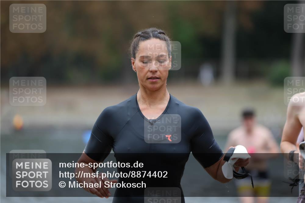 14.09.2025 - Stadtparktriathlon Michael Strokosch http://msf.ph/oto/8874402 14.09.2025 12:33:32 Schwimmen 1327, 1335, 1371, 1374 meine-sportfotos.de