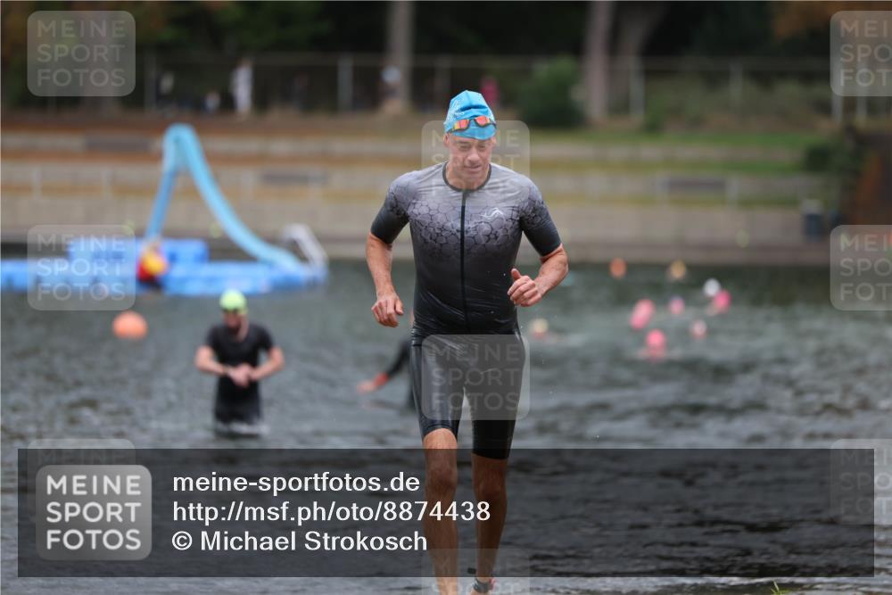 14.09.2025 - Stadtparktriathlon Michael Strokosch http://msf.ph/oto/8874438 14.09.2025 12:33:48 Schwimmen 1347 meine-sportfotos.de