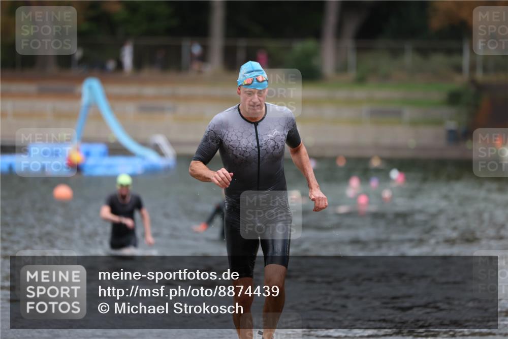 14.09.2025 - Stadtparktriathlon Michael Strokosch http://msf.ph/oto/8874439 14.09.2025 12:33:48 Schwimmen 1347 meine-sportfotos.de