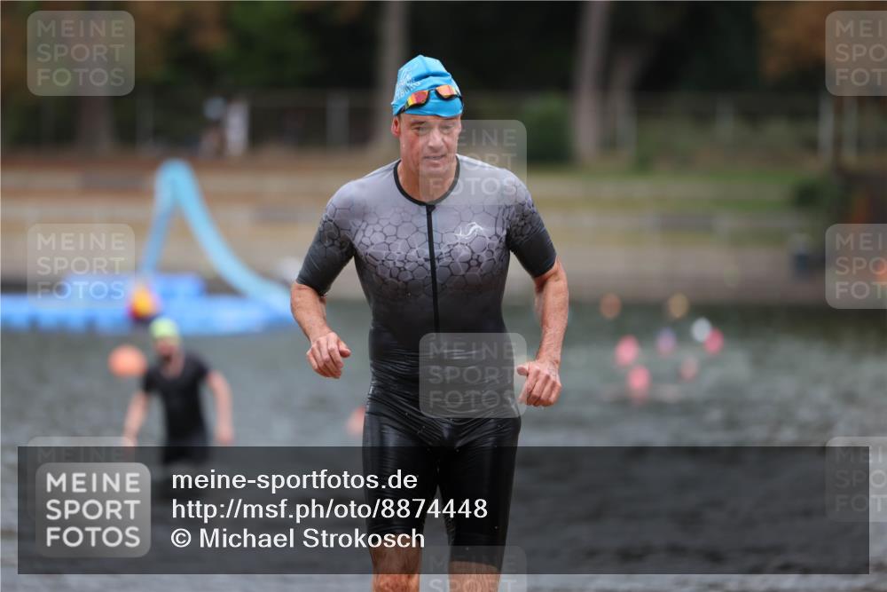 14.09.2025 - Stadtparktriathlon Michael Strokosch http://msf.ph/oto/8874448 14.09.2025 12:33:49 Schwimmen 1347 meine-sportfotos.de