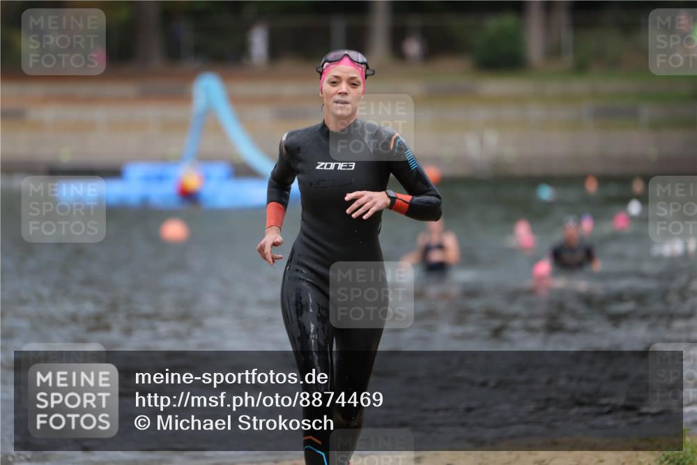 14.09.2025 - Stadtparktriathlon Michael Strokosch http://msf.ph/oto/8874469 14.09.2025 12:34:07 Schwimmen 1332, 1387 meine-sportfotos.de