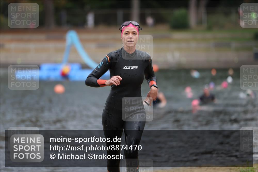 14.09.2025 - Stadtparktriathlon Michael Strokosch http://msf.ph/oto/8874470 14.09.2025 12:34:08 Schwimmen 1332 meine-sportfotos.de