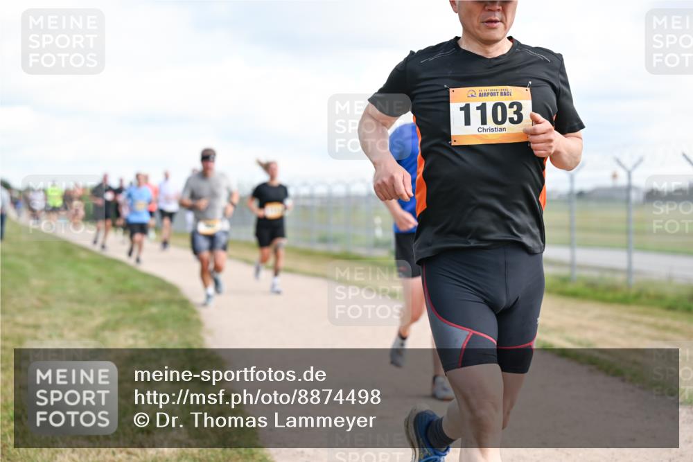 14.09.2025 - Airport Race Dr. Thomas Lammeyer http://msf.ph/oto/8874498 14.09.2025 12:19:13 Laufen 42, 1103 meine-sportfotos.de