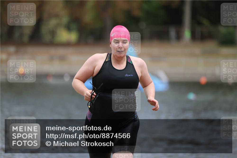 14.09.2025 - Stadtparktriathlon Michael Strokosch http://msf.ph/oto/8874566 14.09.2025 12:34:59 Schwimmen 1336 meine-sportfotos.de