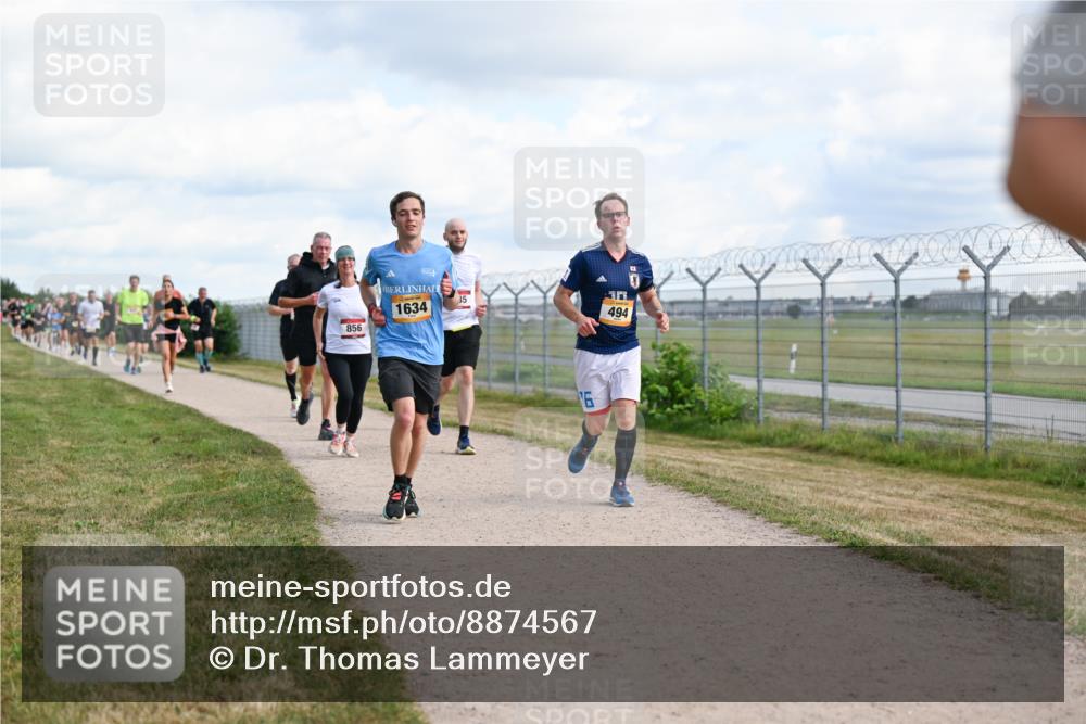 14.09.2025 - Airport Race Dr. Thomas Lammeyer http://msf.ph/oto/8874567 14.09.2025 12:19:18 Laufen 856, 1634, 35, 494, 6 meine-sportfotos.de