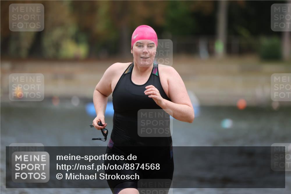 14.09.2025 - Stadtparktriathlon Michael Strokosch http://msf.ph/oto/8874568 14.09.2025 12:34:59 Schwimmen 1336 meine-sportfotos.de