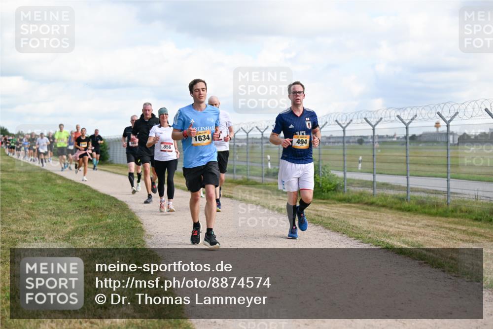 14.09.2025 - Airport Race Dr. Thomas Lammeyer http://msf.ph/oto/8874574 14.09.2025 12:19:18 Laufen 856, 1634, 494 meine-sportfotos.de