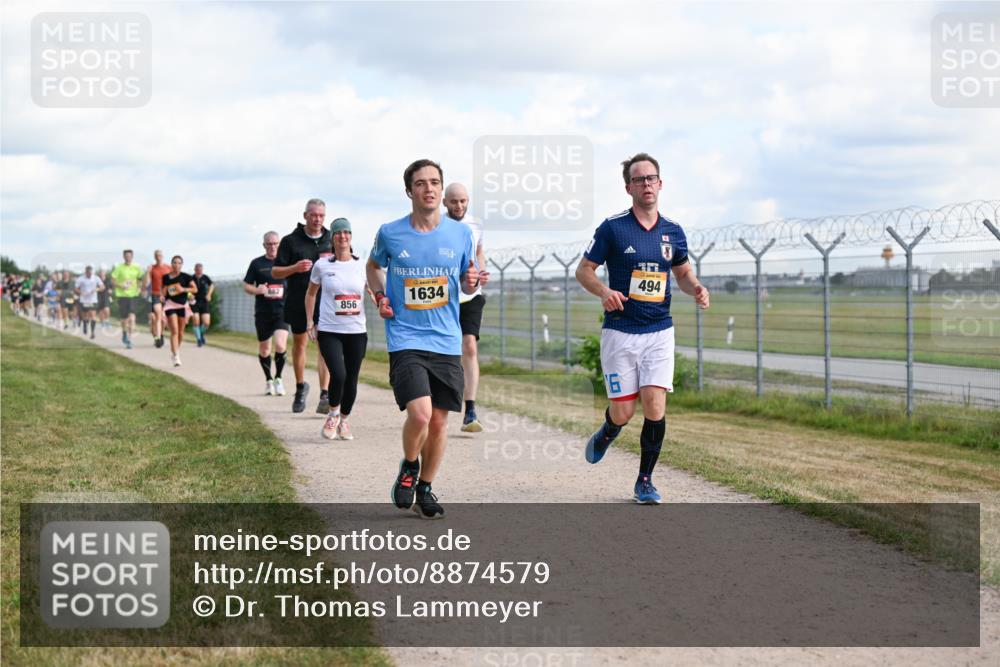 14.09.2025 - Airport Race Dr. Thomas Lammeyer http://msf.ph/oto/8874579 14.09.2025 12:19:18 Laufen 856, 1634, 494 meine-sportfotos.de