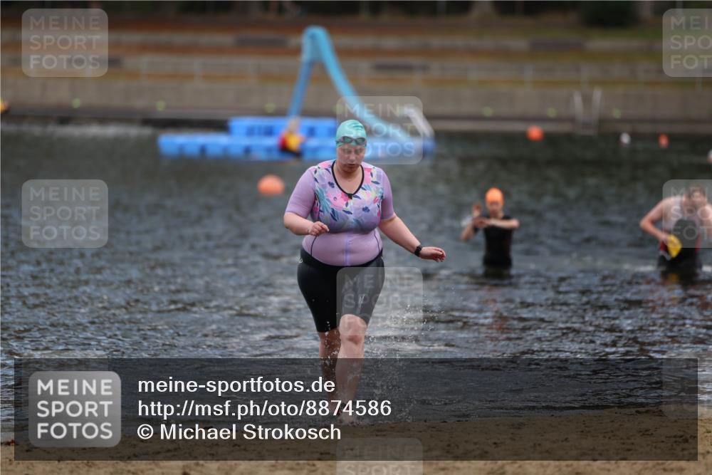 14.09.2025 - Stadtparktriathlon Michael Strokosch http://msf.ph/oto/8874586 14.09.2025 12:36:01 Schwimmen 1331 meine-sportfotos.de