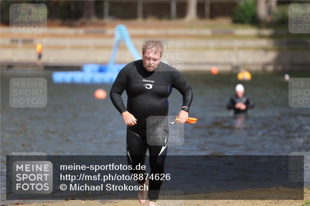 14.09.2025 - Stadtparktriathlon Michael Strokosch http://msf.ph/oto/8874626 14.09.2025 12:38:29 Schwimmen 1376 meine-sportfotos.de