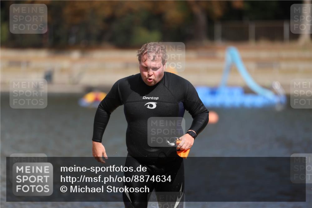 14.09.2025 - Stadtparktriathlon Michael Strokosch http://msf.ph/oto/8874634 14.09.2025 12:38:31 Schwimmen 1376 meine-sportfotos.de