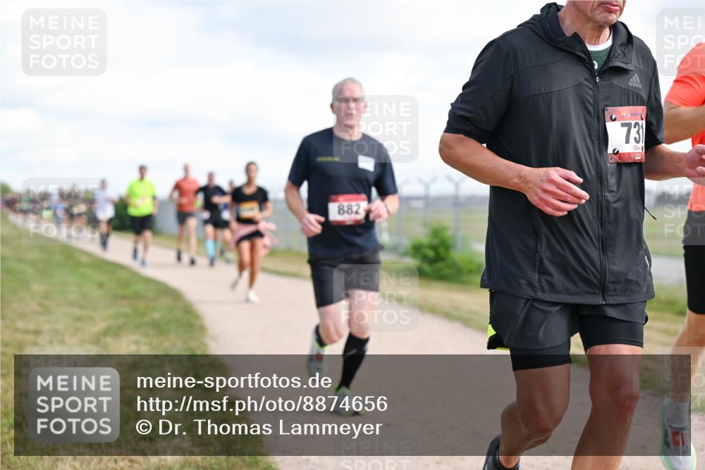 14.09.2025 - Airport Race Dr. Thomas Lammeyer http://msf.ph/oto/8874656 14.09.2025 12:19:23 Laufen 882, 731 meine-sportfotos.de