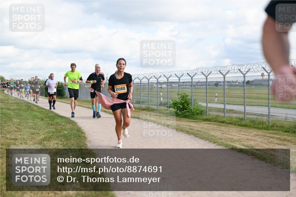 14.09.2025 - Airport Race Dr. Thomas Lammeyer http://msf.ph/oto/8874691 14.09.2025 12:19:25 Laufen 2088 meine-sportfotos.de