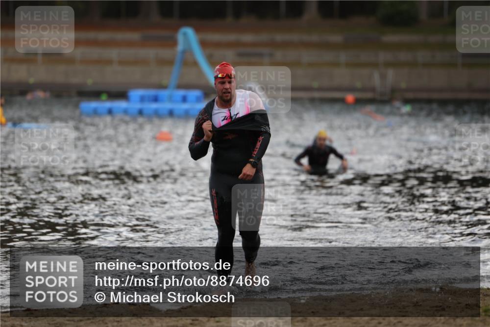 14.09.2025 - Stadtparktriathlon Michael Strokosch http://msf.ph/oto/8874696 14.09.2025 12:49:37 Schwimmen 1514 meine-sportfotos.de