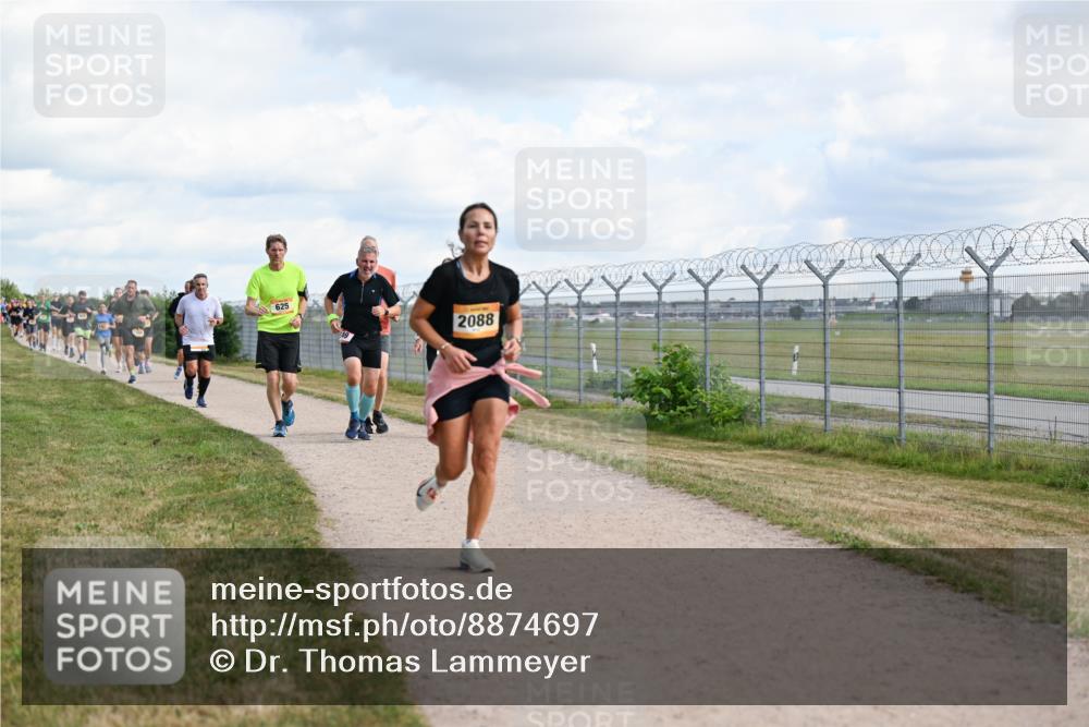 14.09.2025 - Airport Race Dr. Thomas Lammeyer http://msf.ph/oto/8874697 14.09.2025 12:19:25 Laufen 625, 2088 meine-sportfotos.de
