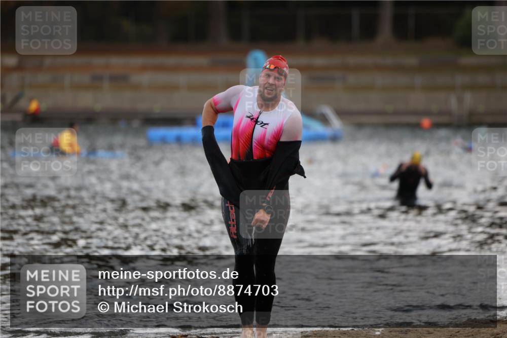 14.09.2025 - Stadtparktriathlon Michael Strokosch http://msf.ph/oto/8874703 14.09.2025 12:49:38 Schwimmen 1514 meine-sportfotos.de