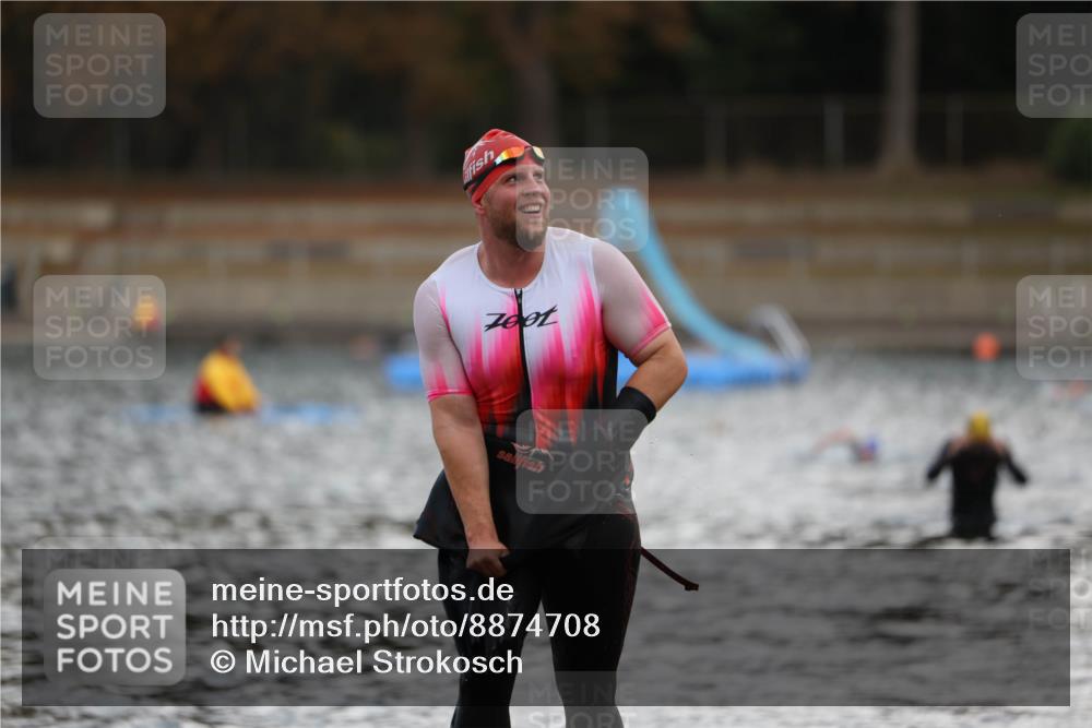 14.09.2025 - Stadtparktriathlon Michael Strokosch http://msf.ph/oto/8874708 14.09.2025 12:49:39 Schwimmen 1514 meine-sportfotos.de