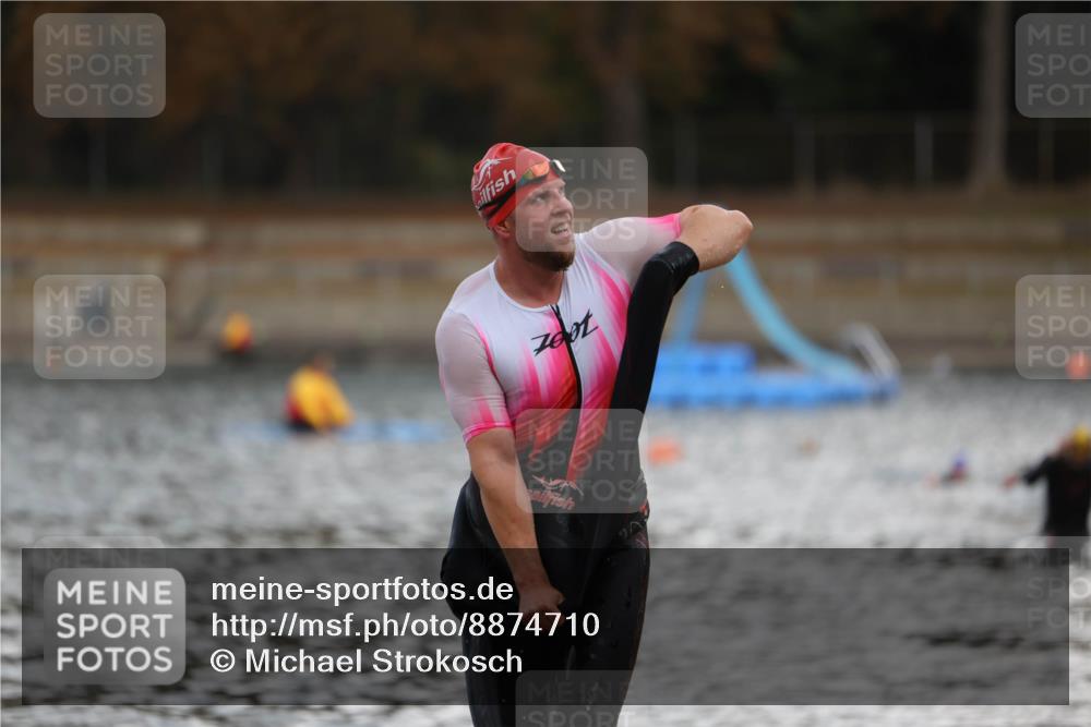 14.09.2025 - Stadtparktriathlon Michael Strokosch http://msf.ph/oto/8874710 14.09.2025 12:49:40 Schwimmen 1514 meine-sportfotos.de