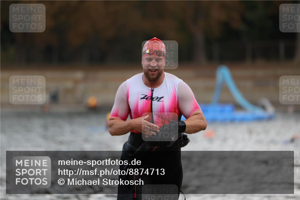14.09.2025 - Stadtparktriathlon Michael Strokosch http://msf.ph/oto/8874713 14.09.2025 12:49:40 Schwimmen 1514 meine-sportfotos.de