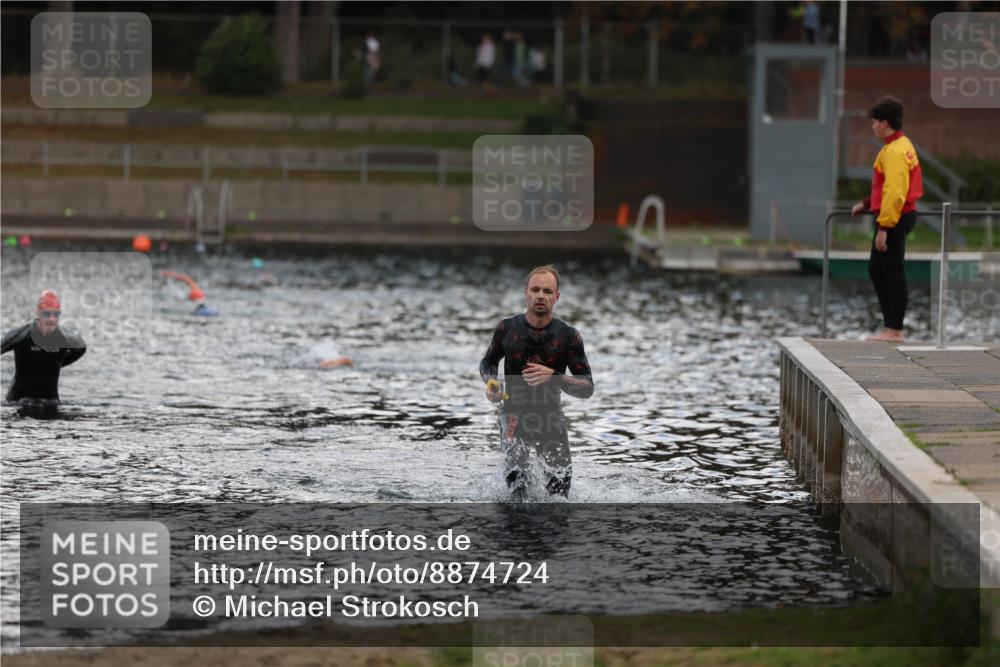 14.09.2025 - Stadtparktriathlon Michael Strokosch http://msf.ph/oto/8874724 14.09.2025 12:49:48 Schwimmen 1504 meine-sportfotos.de