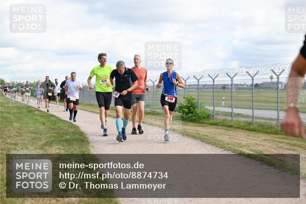 14.09.2025 - Airport Race Dr. Thomas Lammeyer http://msf.ph/oto/8874734 14.09.2025 12:19:27 Laufen 625, 249, 248 meine-sportfotos.de