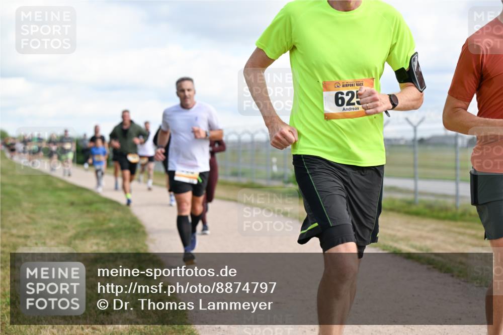 14.09.2025 - Airport Race Dr. Thomas Lammeyer http://msf.ph/oto/8874797 14.09.2025 12:19:31 Laufen 625 meine-sportfotos.de