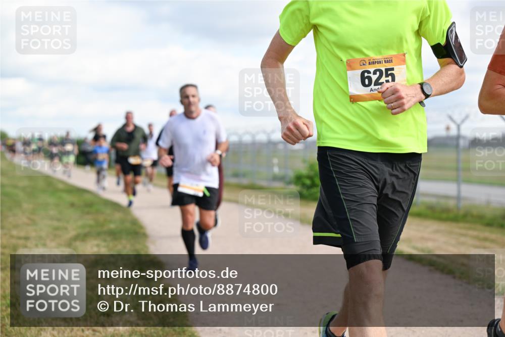 14.09.2025 - Airport Race Dr. Thomas Lammeyer http://msf.ph/oto/8874800 14.09.2025 12:19:31 Laufen 625 meine-sportfotos.de