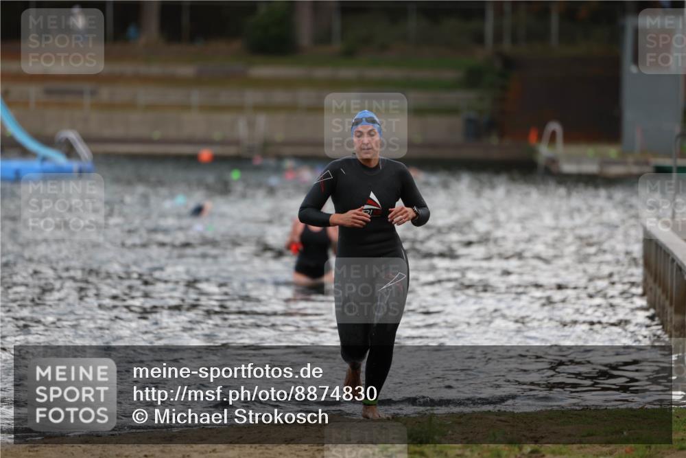14.09.2025 - Stadtparktriathlon Michael Strokosch http://msf.ph/oto/8874830 14.09.2025 12:50:32 Schwimmen 1452 meine-sportfotos.de