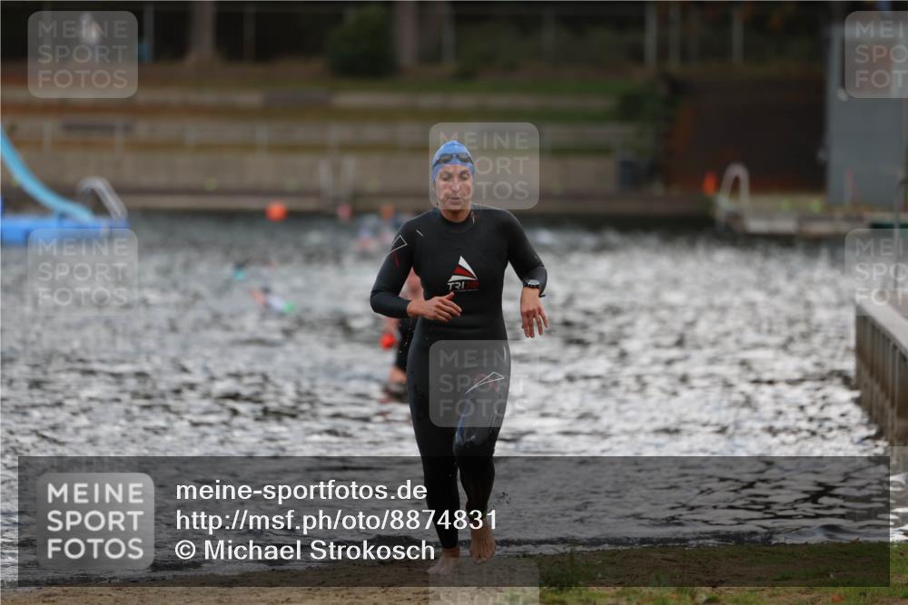 14.09.2025 - Stadtparktriathlon Michael Strokosch http://msf.ph/oto/8874831 14.09.2025 12:50:32 Schwimmen 1452 meine-sportfotos.de