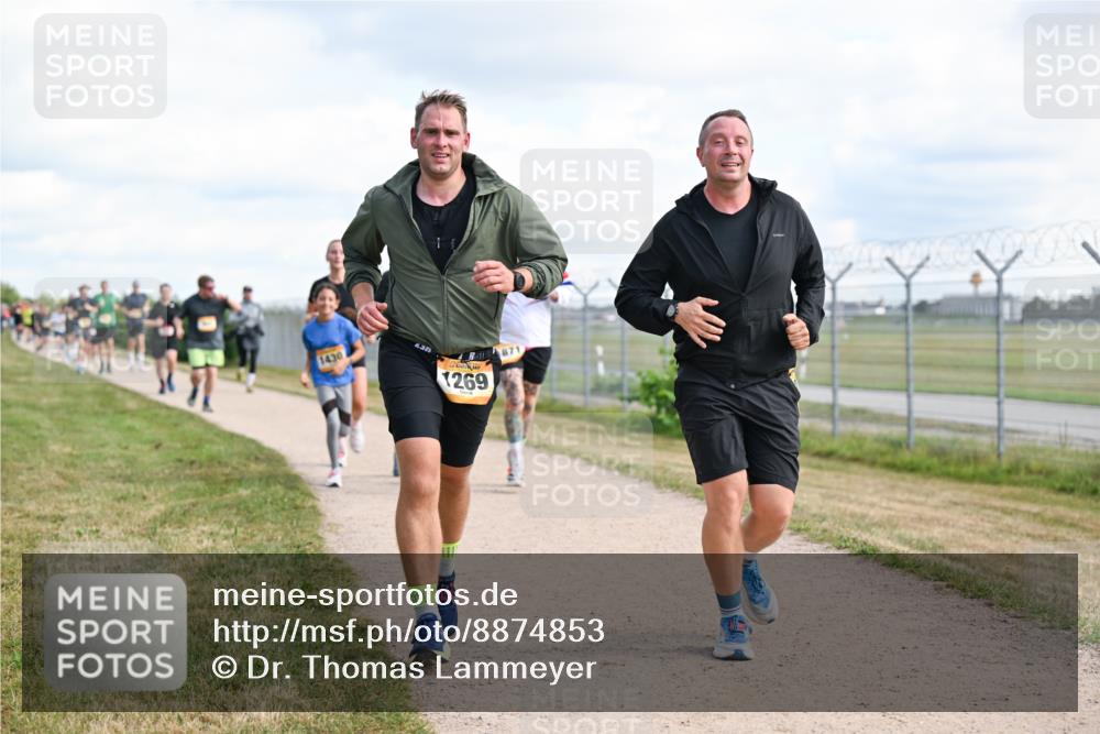 14.09.2025 - Airport Race Dr. Thomas Lammeyer http://msf.ph/oto/8874853 14.09.2025 12:19:34 Laufen 1430, 00871, 1269 meine-sportfotos.de