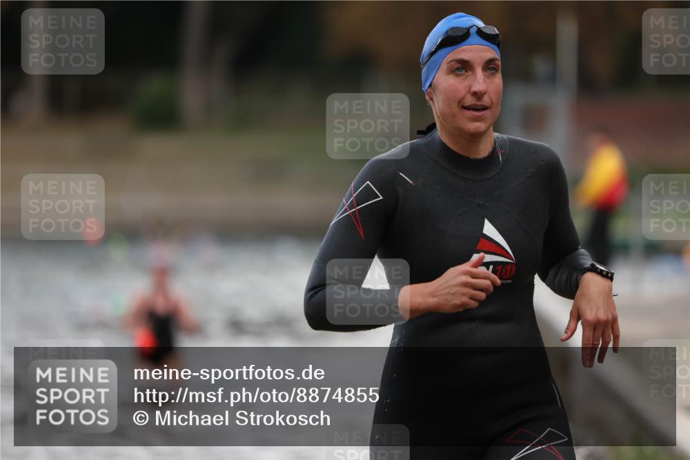 14.09.2025 - Stadtparktriathlon Michael Strokosch http://msf.ph/oto/8874855 14.09.2025 12:50:37 Schwimmen 1446, 1452 meine-sportfotos.de