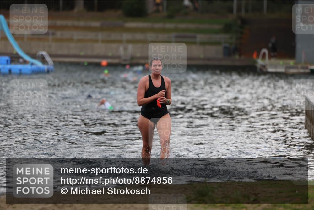 14.09.2025 - Stadtparktriathlon Michael Strokosch http://msf.ph/oto/8874856 14.09.2025 12:50:42 Schwimmen 1446 meine-sportfotos.de